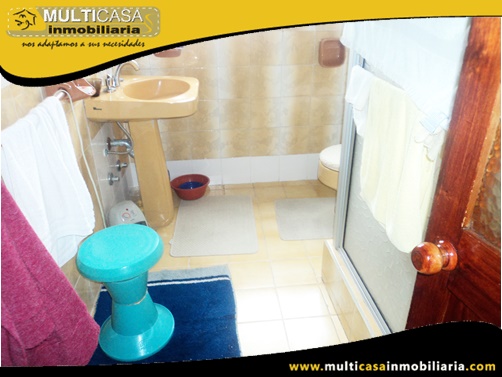 Casa en Venta a Crédito Sector Ave. 10 de Agosto Cuenca-Ecuador