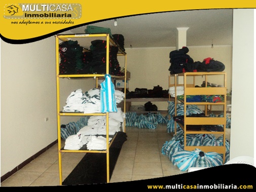 Casa Comercial en Venta con Local a Crédito Sector Racar Cuenca-Ecuador