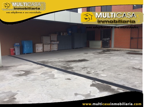 Casa en venta a Crédito ideal para oficinas Sector Aeropuerto Cuenca-Ecuador