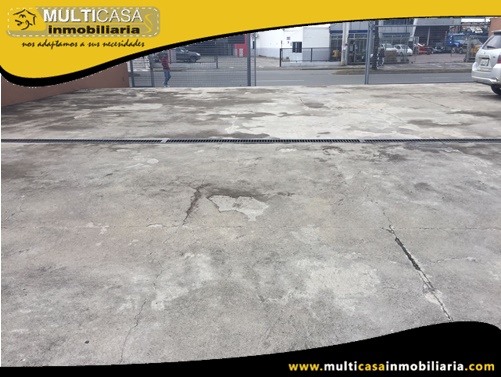Casa en venta a Crédito ideal para oficinas Sector Aeropuerto Cuenca-Ecuador
