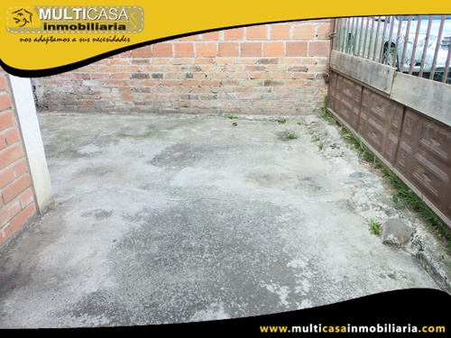 Casa Comercial en Venta a Crédito Sector El Cebollar Cuenca-Ecuador