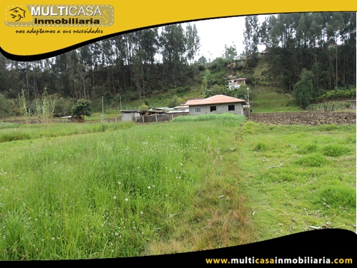 Casa en Venta a Crédito con Terreno Sector Ochoa León Cuenca-Ecuador