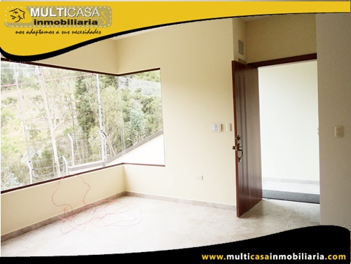 Casa en Venta a Crédito Sector Autopista-Punta Corral Cuenca-Ecuador