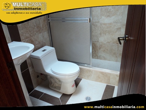 Casa en Venta a Crédito Sector Autopista-Punta Corral Cuenca-Ecuador
