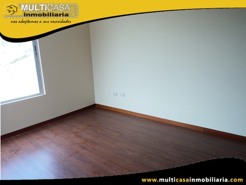 Casa en Venta a Crédito Sector Control Sur Cuenca-Ecuador