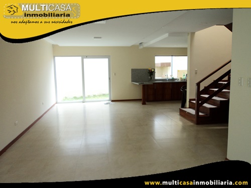 Casa en Venta a Crédito Sector Control Sur Cuenca-Ecuador