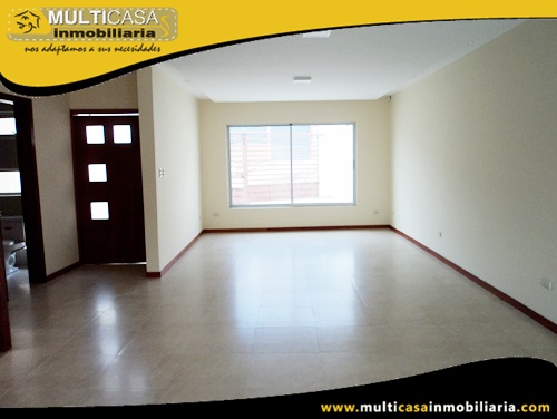 Casa en Venta a Crédito Sector Control Sur Cuenca-Ecuador