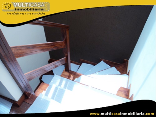 Casa en Venta a Crédito Sector Control Sur Cuenca-Ecuador
