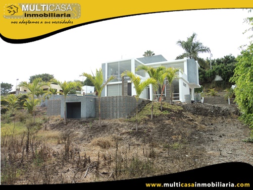 Quinta en Venta a Crédito en Urbanización Privada Sector Yunguilla-Ecuador