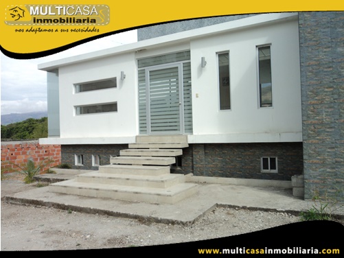 Quinta en Venta a Crédito en Urbanización Privada Sector Yunguilla-Ecuador