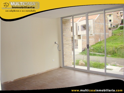 Casa en Venta a Crédito Sector Control Sur-La Calera Cuenca-Ecuador