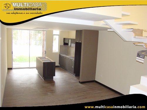 Casa en Venta a Crédito Sector Control Sur-La Calera Cuenca-Ecuador