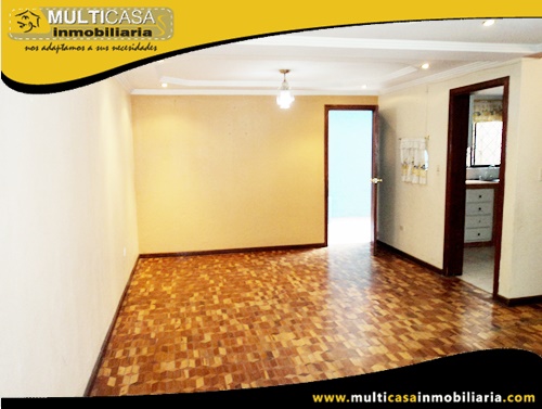 Casa en Venta a Crédito en Ciudadela Privada Sector Centro de la Ciudad Cuenca-Ecuador