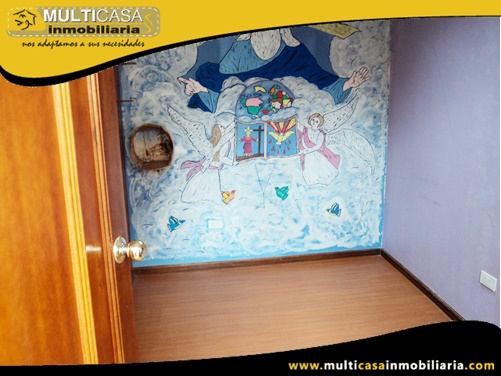 Casa en Venta a Crédito en Ciudadela Privada Sector Centro de la Ciudad Cuenca-Ecuador