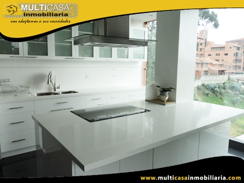 Penthouse Duplex en Venta a Crédito Sector Zona Rosa Cuenca-Ecuador