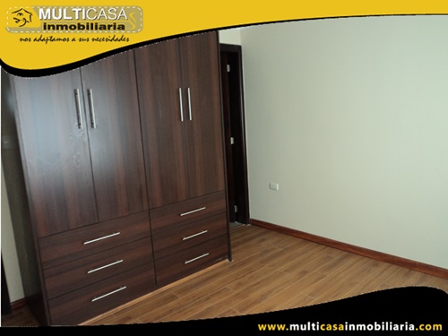 Casa en Venta a Crédito en Condominio Privado Sector Racar Cuenca-Ecuador