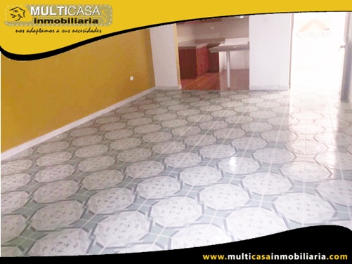 Casa en Venta a Crédito con Local Comercial Sector Quinta Chica Cuenca-Ecuador