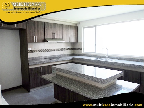 Casas en Venta a Crédito Sector Ordoñez Lasso Cuenca-Ecuador