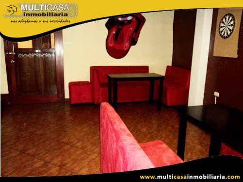 Casa Comercial en Venta a Crédito  Sector Centro de la Ciudad Cuenca-Ecuador