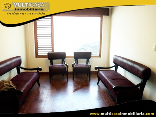 Casa en Venta a Crédito en Condominio Privado Sector Ciudadela de Los Ingenieros Cuenca-Ecuador