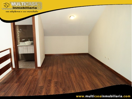 Casa en Venta a Crédito en Condominio Privado Sector Ciudadela de Los Ingenieros Cuenca-Ecuador