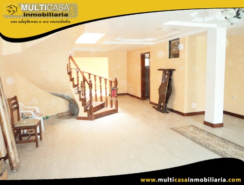 Casa en Venta a Crédito Sector Sayausí Cuenca-Ecuador