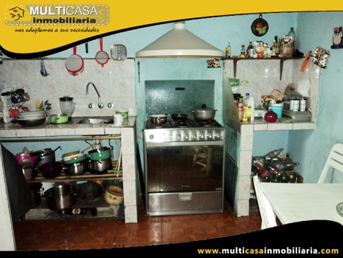 Casa Comercial en Venta a Crédito  Sector Totoracocha Cuenca-Ecuador