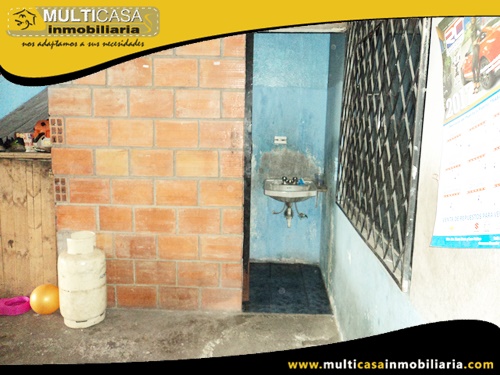 Casa Comercial en Venta a Crédito  Sector Totoracocha Cuenca-Ecuador