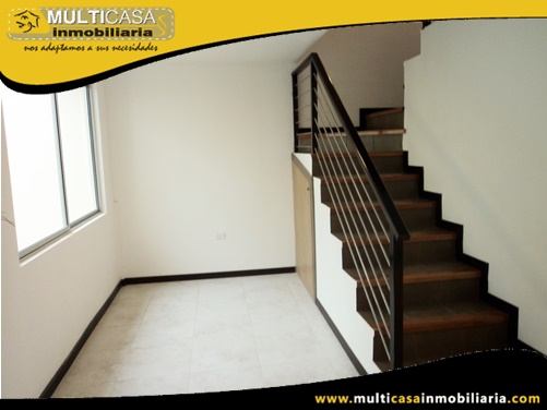 Casa en Venta a Crédito en Condominio Privado Sector Av. Abelardo J. Andrade  Cuenca-Ecuador
