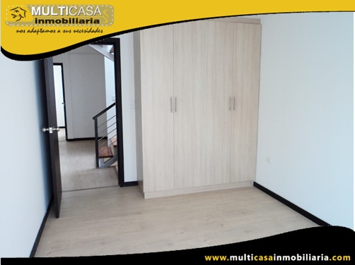 Casa en Venta a Crédito en Condominio Privado Sector Av. Abelardo J. Andrade  Cuenca-Ecuador