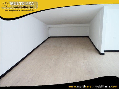 Casa en Venta a Crédito en Condominio Privado Sector Av. Abelardo J. Andrade  Cuenca-Ecuador