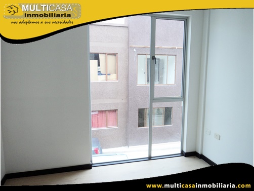 Casa en Venta a Crédito en Condominio Privado Sector Av. Abelardo J. Andrade  Cuenca-Ecuador