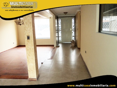 Casa en Venta a Crédito Sector Av. 10 de Agosto Cuenca-Ecuador