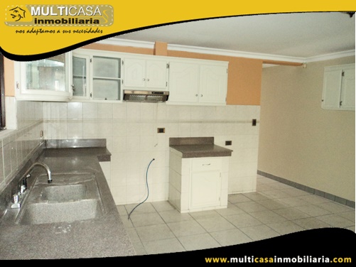 Casa en Venta a Crédito Sector Av. 10 de Agosto Cuenca-Ecuador