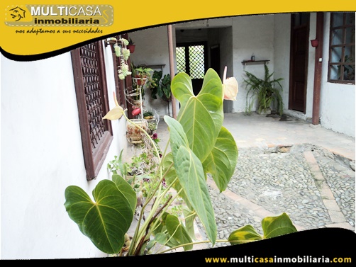 Casa en Venta a Crédito Sector Centro de la Ciudad Cuenca-Ecuador