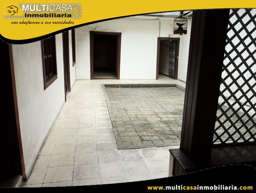 Casa en Venta a Crédito Sector Centro de la Ciudad Cuenca-Ecuador
