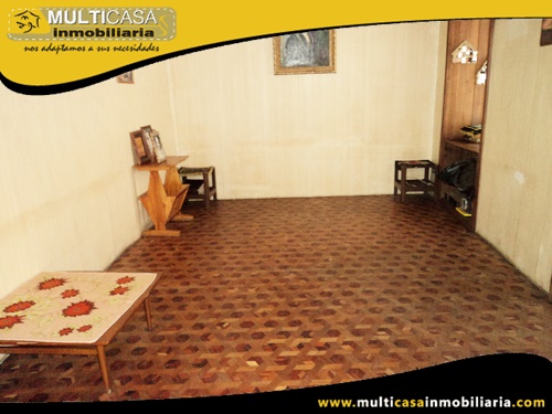 Casa en Venta a Crédito Sector Centro de la Ciudad Cuenca-Ecuador
