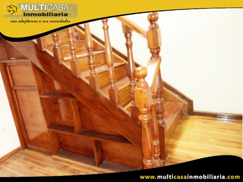 Casa en Venta a Crédito en Condominio Privado Sector Mercado 12 de Abril Cuenca-Ecuador