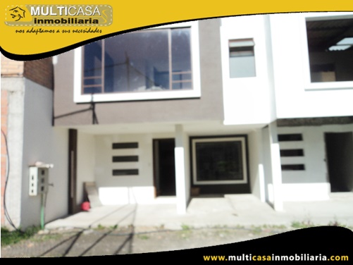 Casa en Venta a Crédito en Condominio Privado Sector Av. Primero de Mayo Cuenca-Ecuador