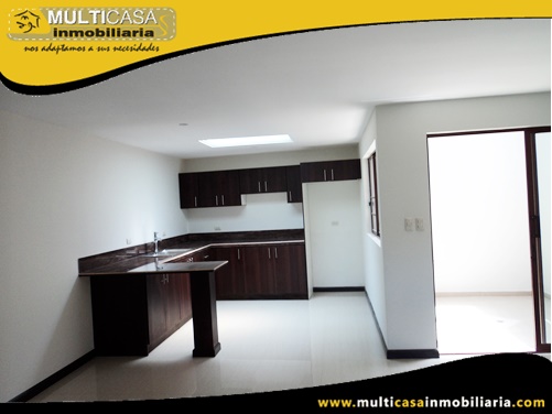 Arriendo Casa en Condominio Privado Sector Av. Primero de Mayo Cuenca-Ecuador