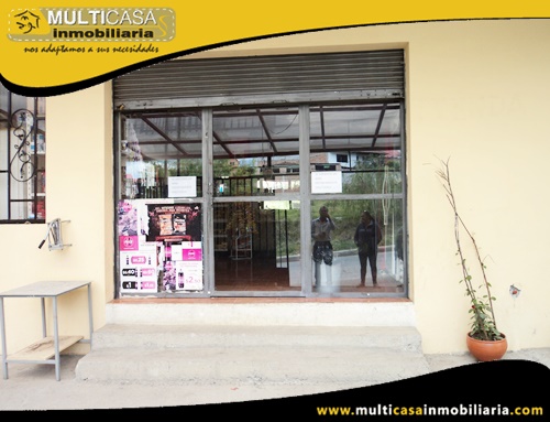 Casa Comercial de Cinco Departamentos en Venta a Crédito Sector El Tejar Cuenca-Ecuador