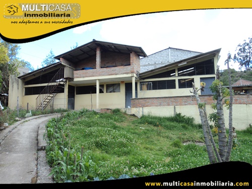 Terreno Comercial en Venta a Crédito Sector Vía a Paccha Cuenca-Ecuador