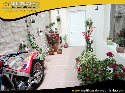 Casa en Venta a Crédito en Condominio Privado Sector Control Sur Cuenca-Ecuador