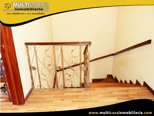 Casa en Venta a Crédito Sector Las Orquídeas Cuenca-Ecuador