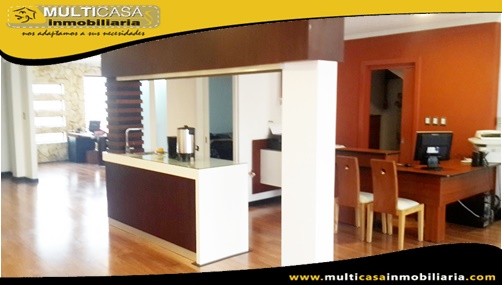 Casa Comercial en Venta a Crédito Sector Ave. 10 de Agosto Cuenca-Ecuador