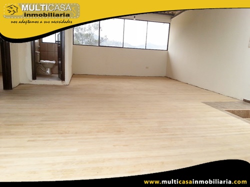 Casa Comercial en Venta a Crédito Sector Ave. 10 de Agosto Cuenca-Ecuador