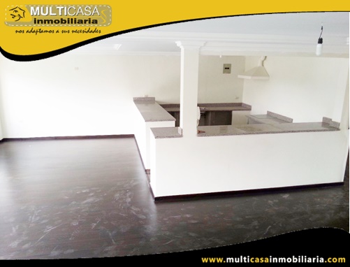 Casa Comercial en Venta a Crédito Sector Ave. 10 de Agosto Cuenca-Ecuador