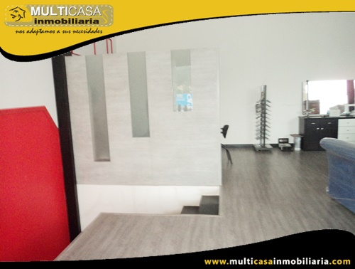 Nave Industrial en Venta a Crédito Sector Parque Industrial Cuenca - Ecuador