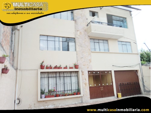 Casa en Venta a Crédito de Siete Departamentos Sector Av. 10 de Agosto Cuenca-Ecuador