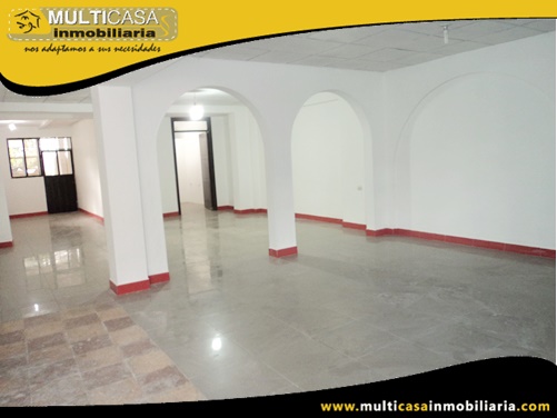 Arriendo Local Comercial Sector Centro de la Ciudad Cuenca-Ecuador